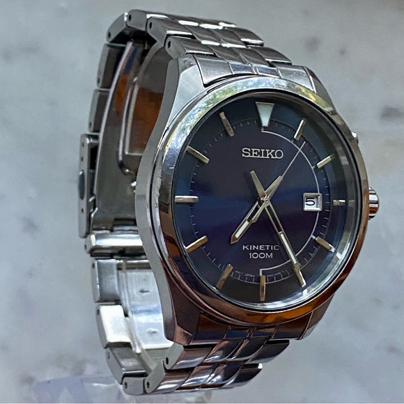 Seiko Kinetic Blue Dial Men’s Date Watch w/ New Battery and New Crystal - Picture 4 of 13